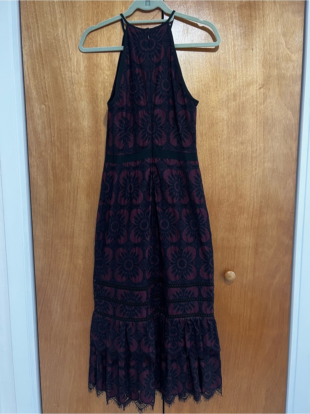 Lace-Overlay Halter Midi Dress in Dark Burgundy and Black